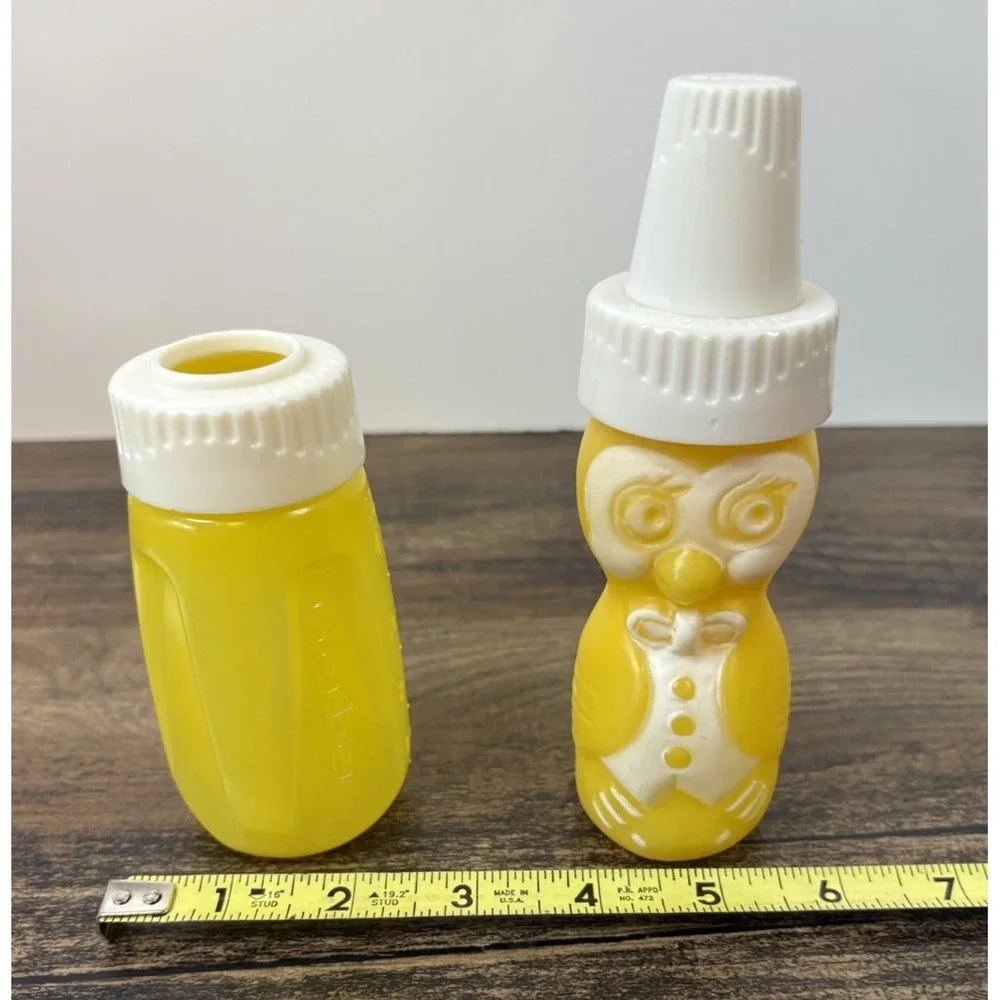 Vintage Lot Of 2 Gerber Plastic Baby Bottle Set Yellow Owl One Lid